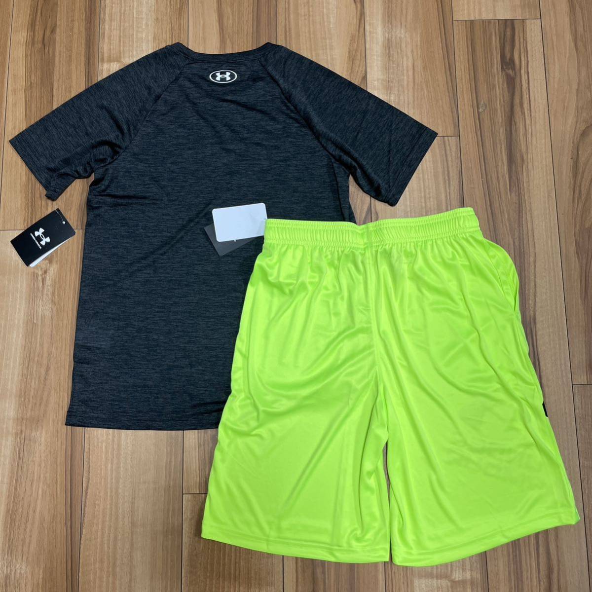 160 UNDER ARMOUR Under Armor setup short sleeves T-shirt shorts short bread Kids 