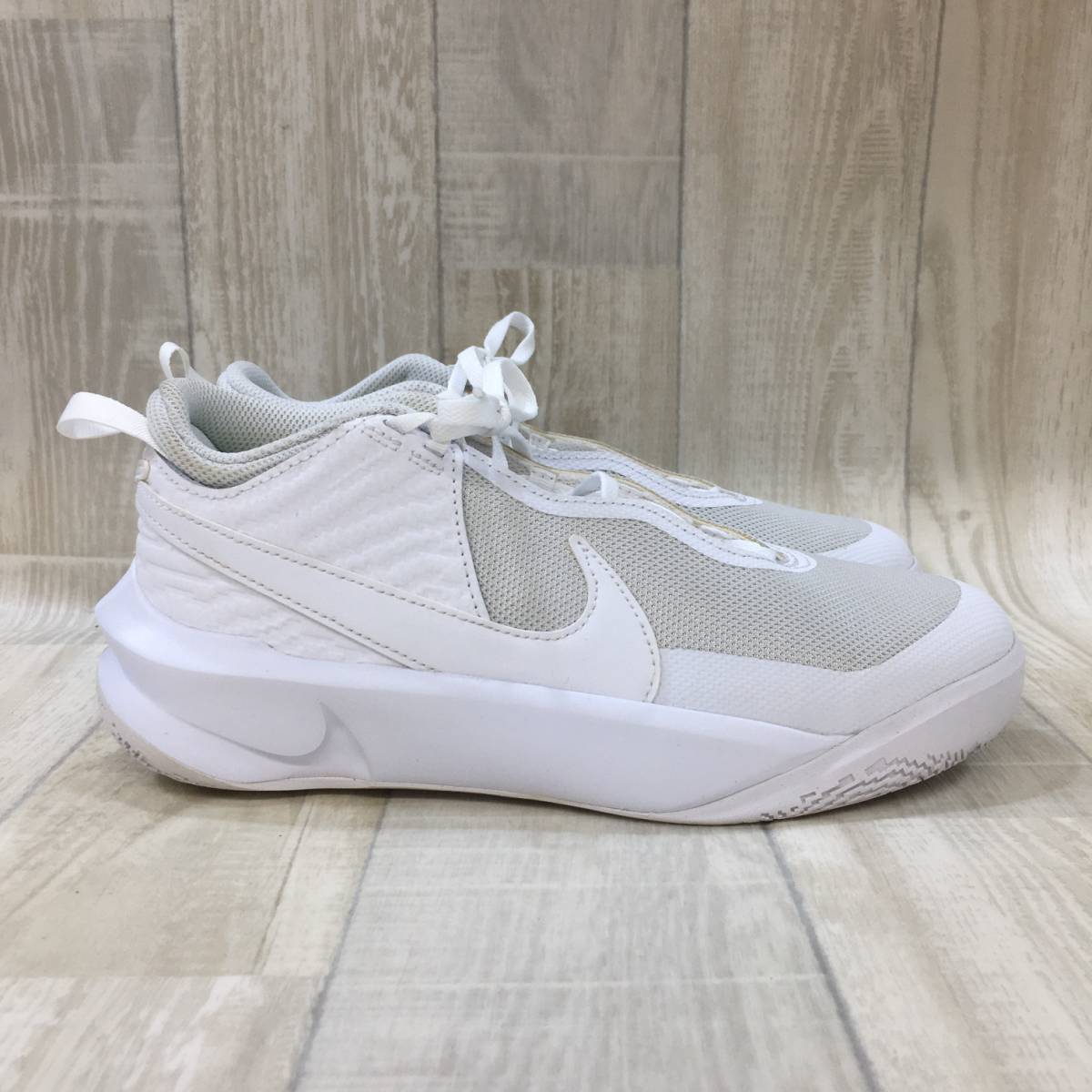 NZ450○NIKE TEAM HUSTLE○24○ホワイト CW6735-101 バスケット NZ450○NIKE TEAM HUSTLE○24○ホワイト CW6735-101 バスケット