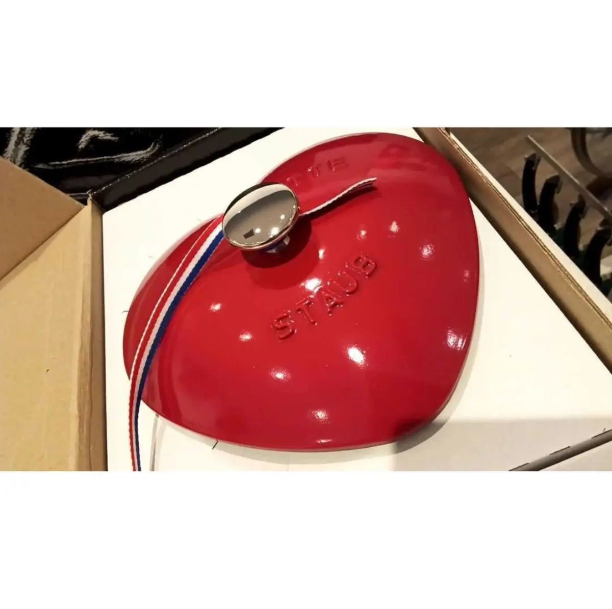 ストウブ Staub ハートココット チェリー 大人気 レア ストウブ Staub ハートココット チェリー 大人気 レア