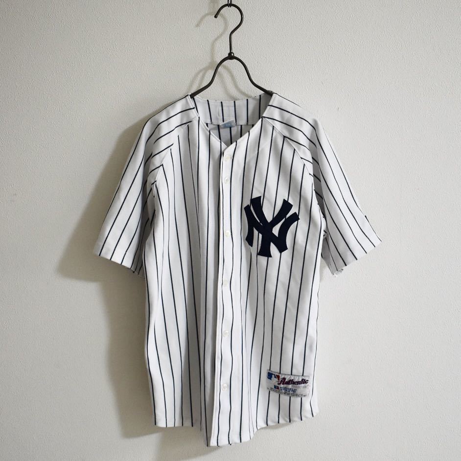 New York Yankees ヤンキース　ベースボールシャツ　Russell