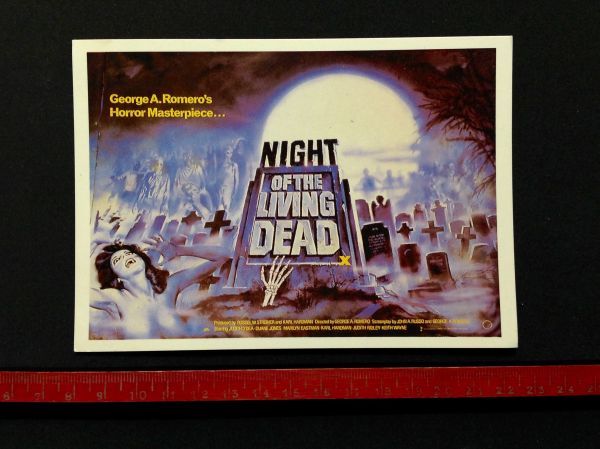 外国のポストカード：NIGHT OF THE LIVING DEAD（記入なし）葉書 B級 ホラー 広告 ビンテージ ビュバー_画像2