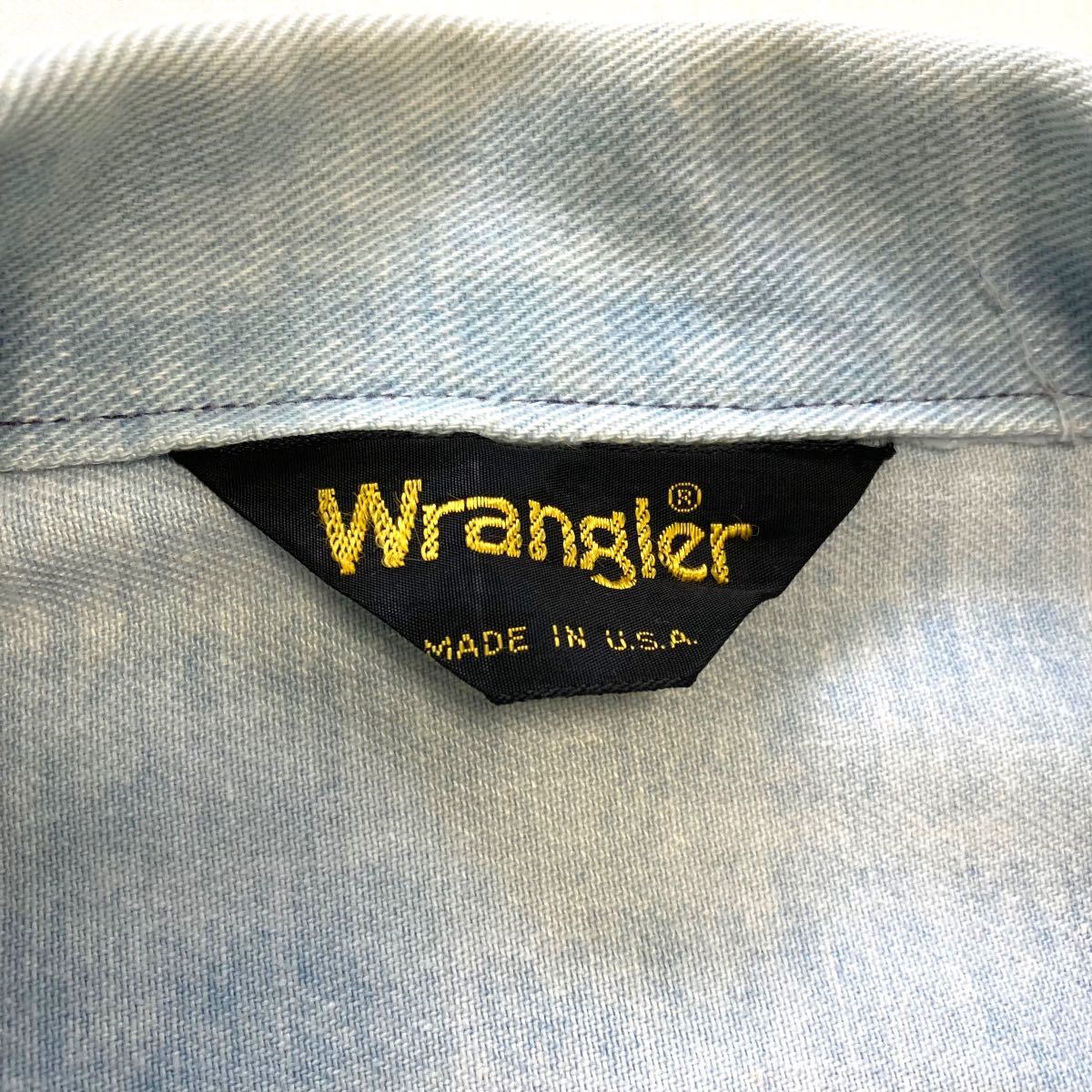 【Wrangler】70s ラングラー デニムシャツ USA製 ヴィンテージ 古着 WRANGLER 長袖シャツ 70年代　三角黒タグ パールボタン  オープンカラー