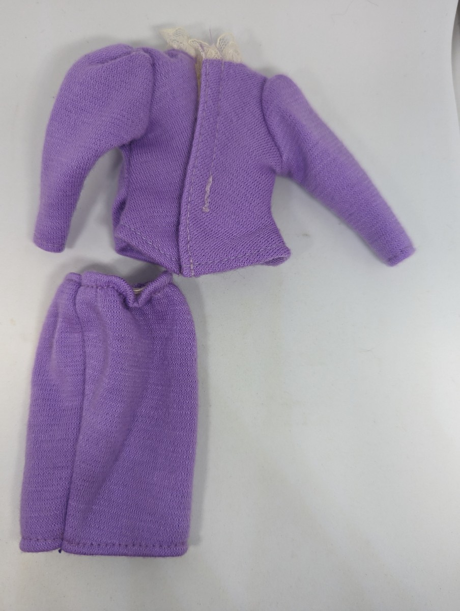 当時物 レトロ リカちゃん 香山織江 TAKARA タカラ 着せ替え人形 人形 紫色 スーツ リカちゃんのママ_画像3
