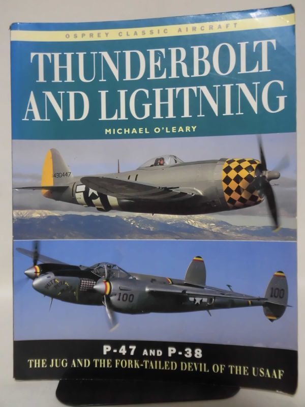 洋書 P-47サンダーボルト,P-38ライトニング写真集 THUNDERBOLT AND LIGHTNING OSPREY CLASSIC AIRCRAFT オスプレイ発行[2]B1048_画像1