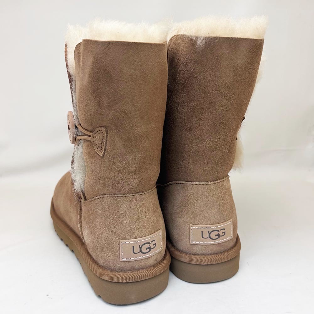 新品 UGG レディースブーツ BAILEY BUTTON Ⅱ チェスナット 22.0cm_画像4