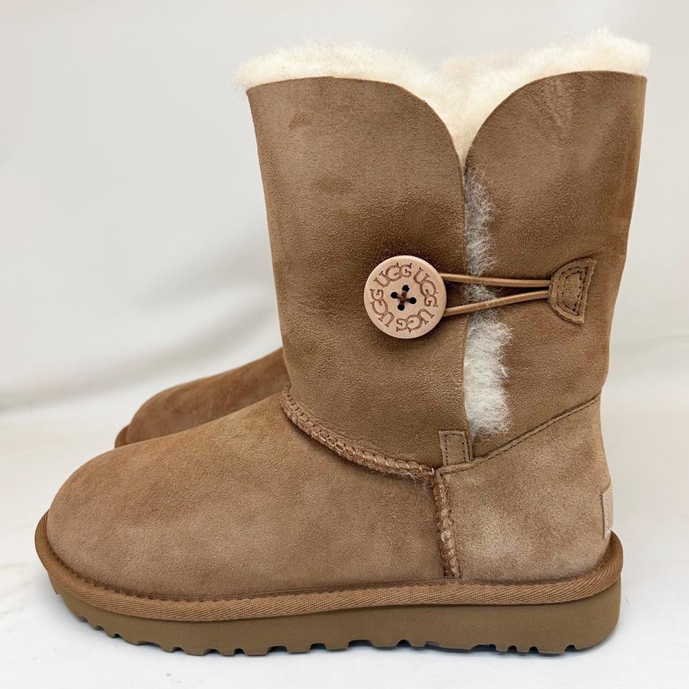 新品 UGG レディースブーツ BAILEY BUTTON Ⅱ チェスナット 22.0cm