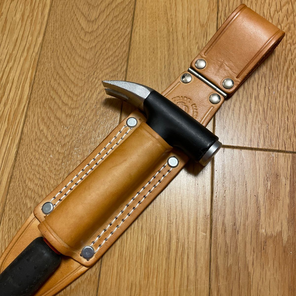 コヅチ(KOZUCHI) ヌメ皮ラチェット差し 丁番付 二重縫 CE-33C コヅチ(KOZUCHI) ヌメ皮ラチェット差し 丁番付 二重縫 CE-33C