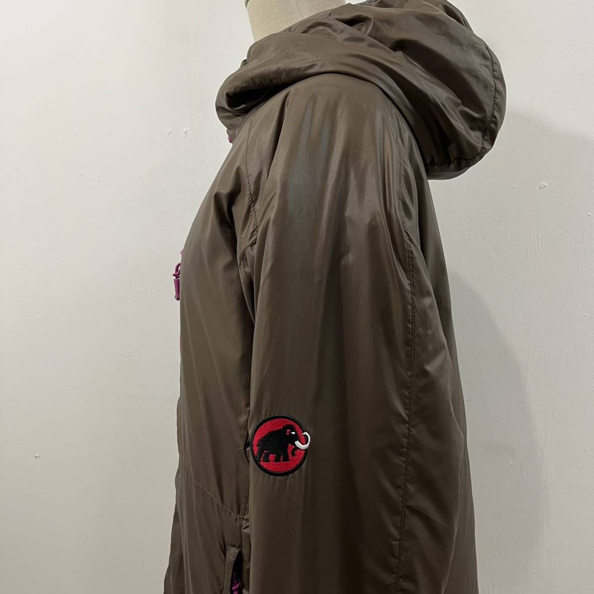 MAMMUT cotton inside jacket DELIGHT Hooded Jacket Prima loft Zip up jacket embroidery Logo PRIMALOFT Mammut [ uniform carriage / including in a package possibility ]G