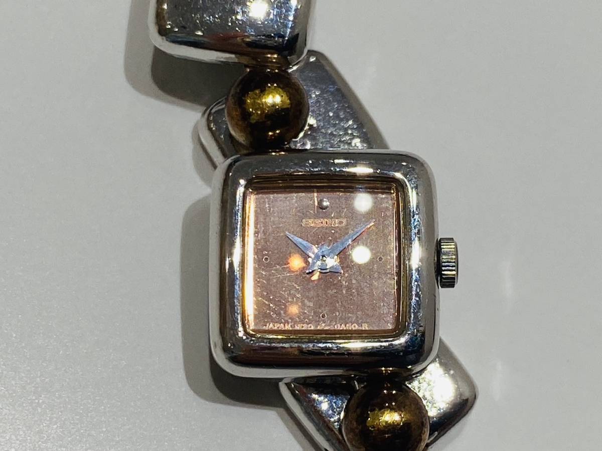 A179 電池切れ SEIKO セイコー 1E20-5A00 ティセ ひし形 クォーツ腕時計 コンビ レディース _画像1