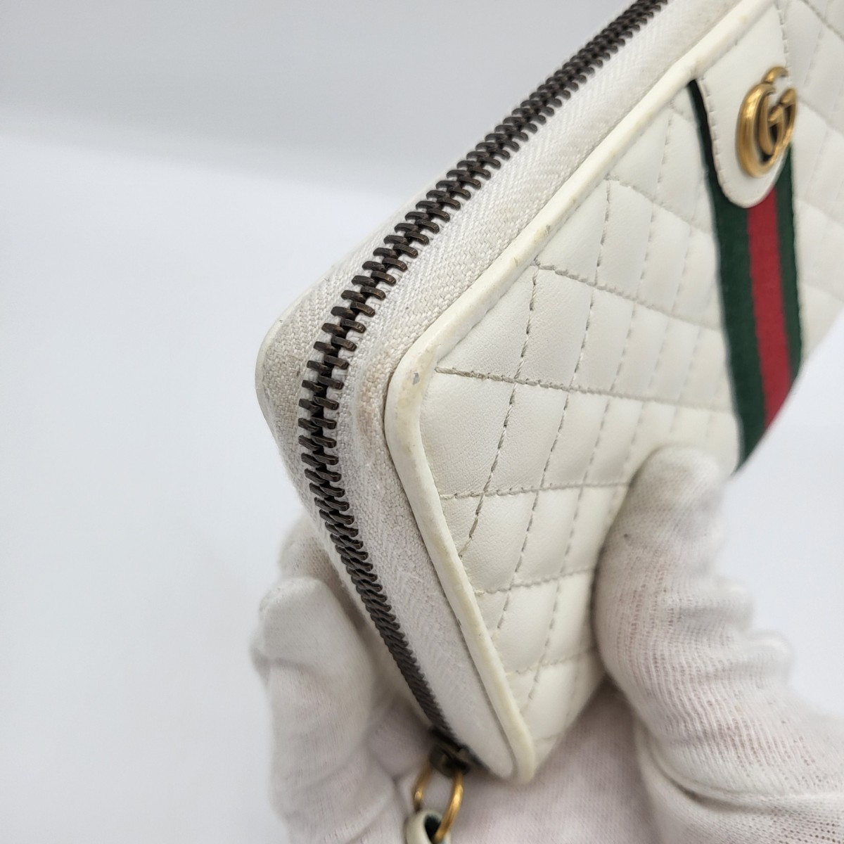 GUCCI グッチ GG マーモント キルティング シェリーライン ラウンドファスナー 長財布 財布 レザー ホワイト 白 レディース