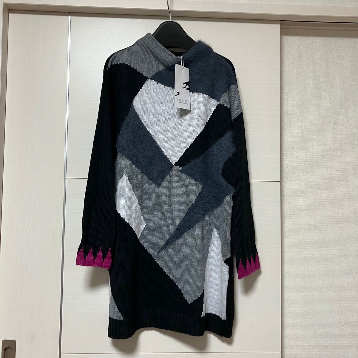 新品 黒 SUPERLADY スーパーレディ ニット イナズマ 山本寛斎 新品 黒 SUPERLADY スーパーレディ ニット イナズマ 山本寛斎