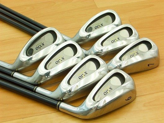 税込?送料無料】 ○ダンロップ XXIO9/ゼクシオナイン(5I~9I,P,A-硬さS