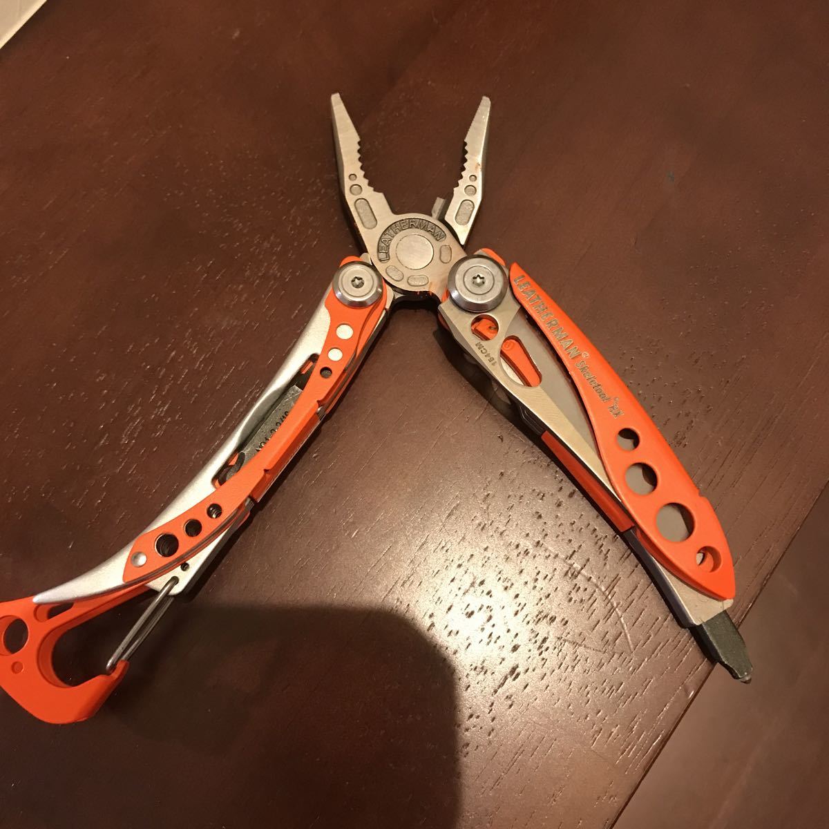 品質が LEATHERMAN skeletool レザーマン マルチツール RX レザーマン