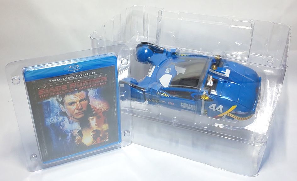 わずかな痛みやスレ有り、ディスク未開封、プラモ付き完品♪　BLADE RUNNER COLLECTOR'S BOX_画像3