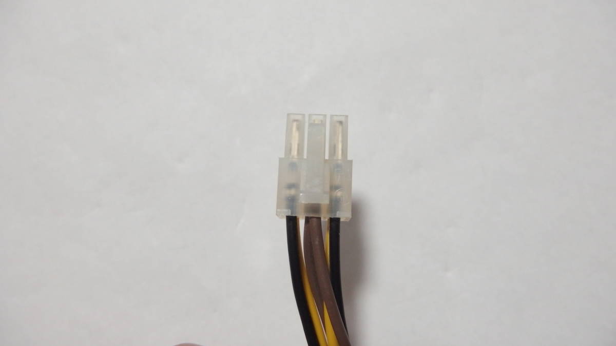 PC用 ペリフェラル4Pin x2 - ビデオカード 6Pin PCI-E補助電源 変換ケーブル 約15cm 動作品(未使用に近い美品) No5_画像6