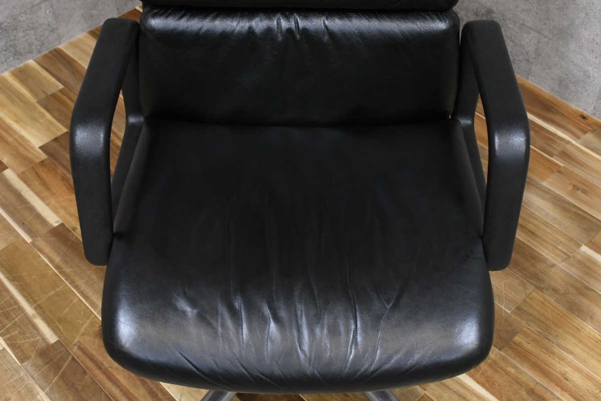 PB3IK28a イタリア製 エグゼクティブチェア 本革張り デスクチェア 事務椅子 ハイバック レザー ワークチェア 書斎椅子 ブラック 昇降椅子_画像6