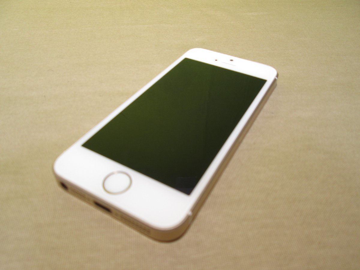スマホ＜美品＞【iPhone SE 32GB MP842J/A】 ゴールド　【送料無料】 SIMフリー アップル iOS 15.7.3 動作保証 [86745]