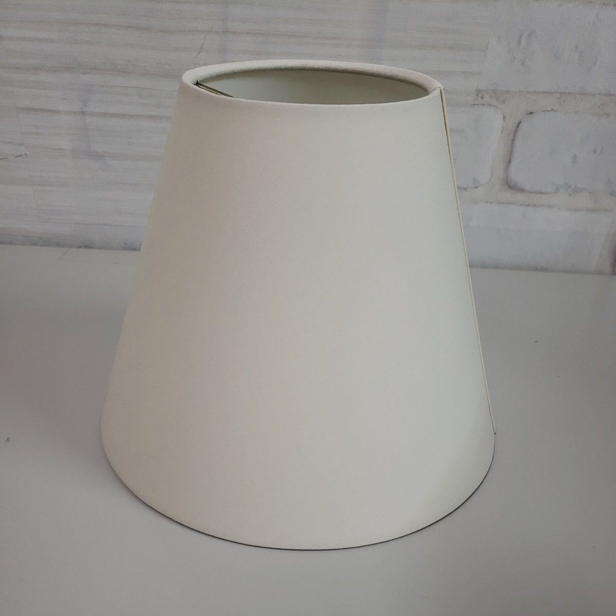 508y0712★ランプ・シェード(lamp-shade) キャッチ式 交換用ランプシェード 綿布 薄ベージュ 直径20cm K-20100_画像2