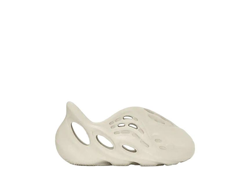 adidas INFANT YEEZY Foam Runner "Sand" 16cm GW7231