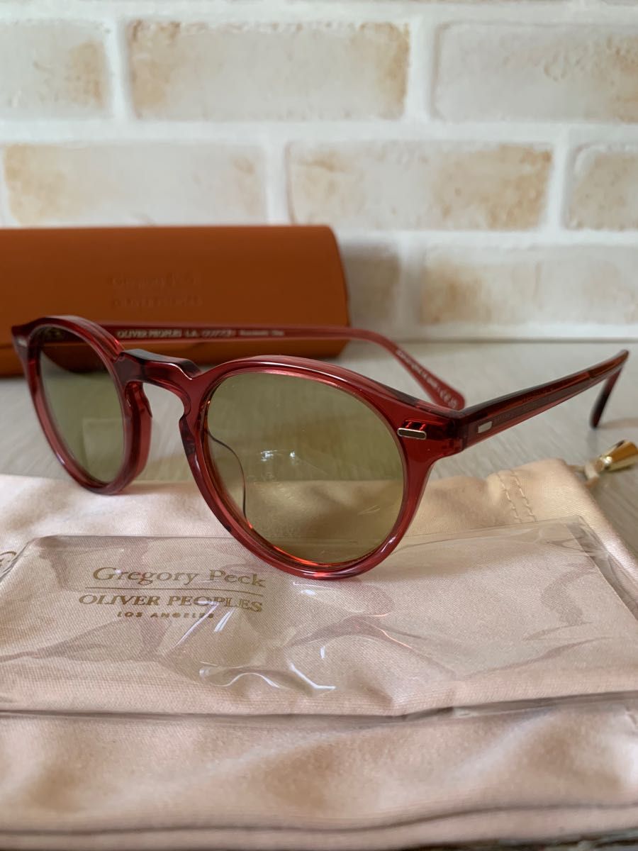 オリバーピープルズ OLIVER PEOPLES 調光サングラス Gregory Peck Sun