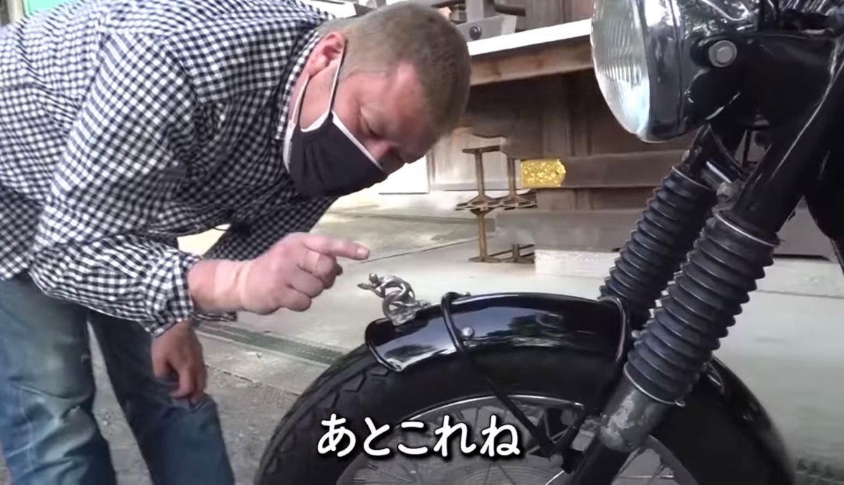 Norton triumph トライトン デビル フェンダーエンブレム 悪魔 Norton triumph トライトン デビル フェンダーエンブレム 悪魔