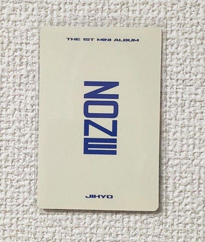 TWICE ジヒョ ZONE サノク トレカ