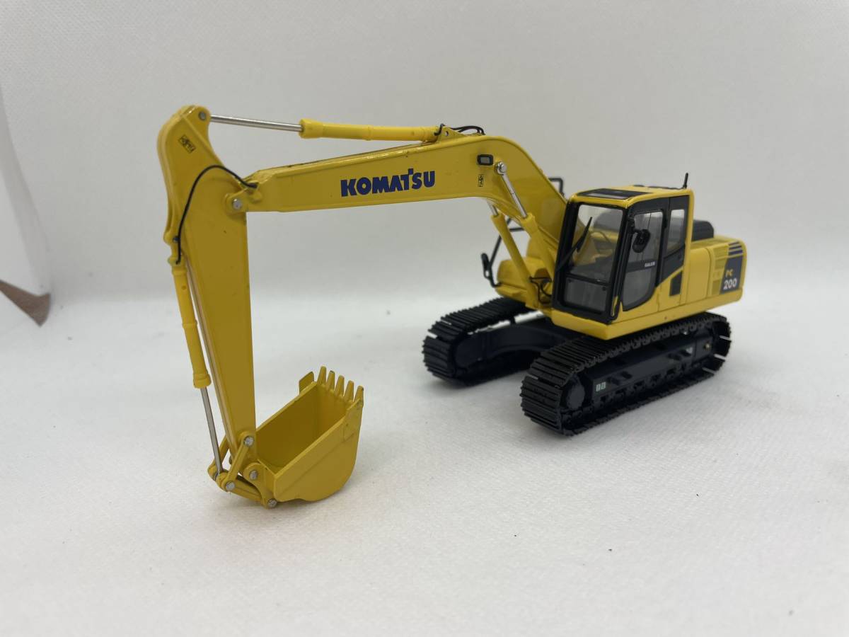 建機 1/50 コマツ KOMATSU PC200 J03-4R-013_画像1