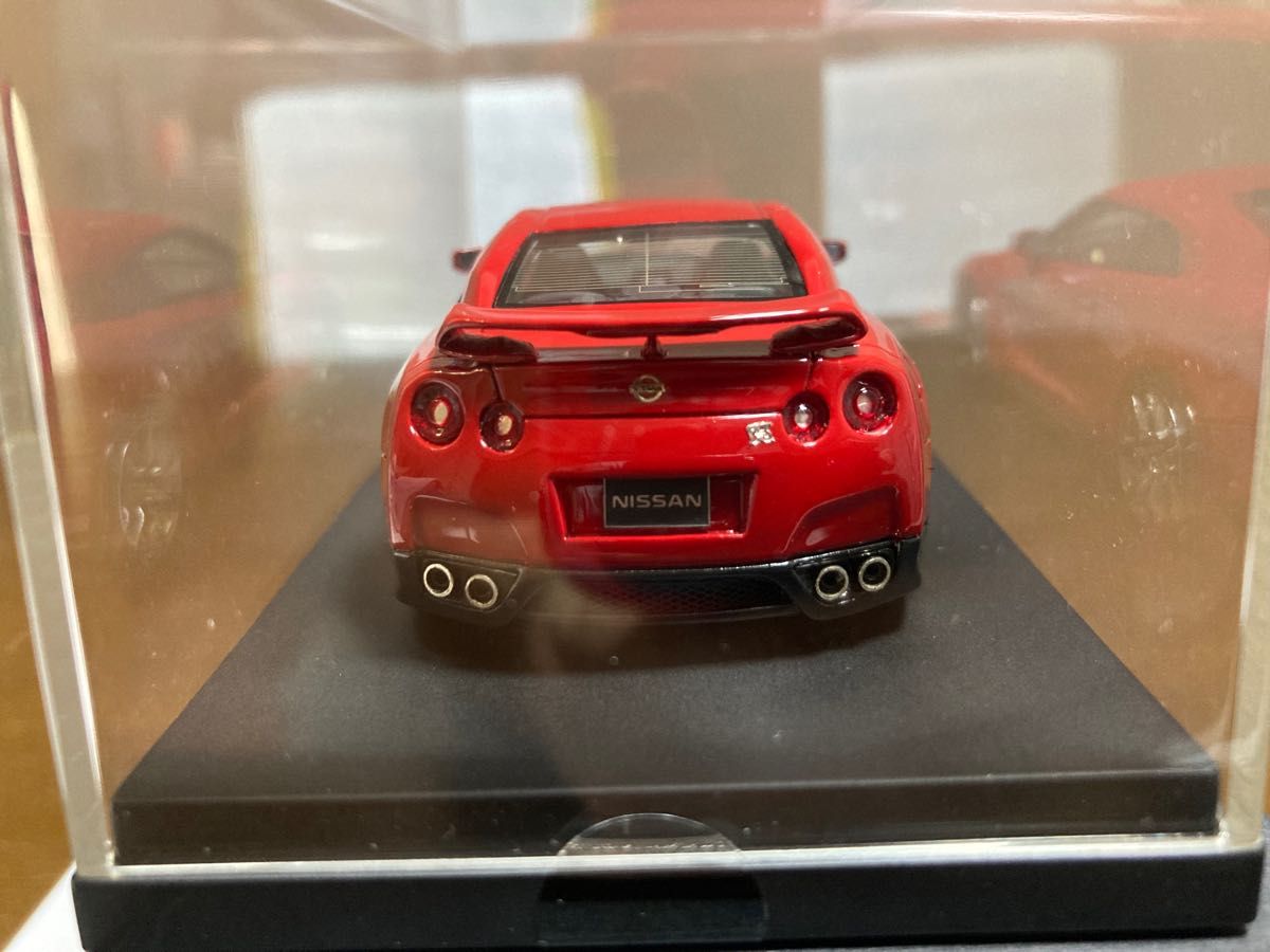 HPI racing 日産 NISSAN R35 GT-R バイブラントレッド 1/43