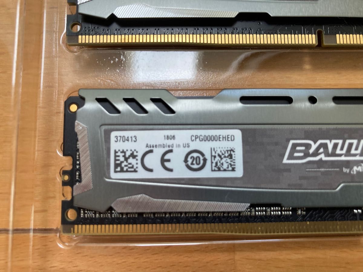 Micron Ballistix DDR4 2666 ゲーミングモデル Q4U2666BMS-8G 2枚