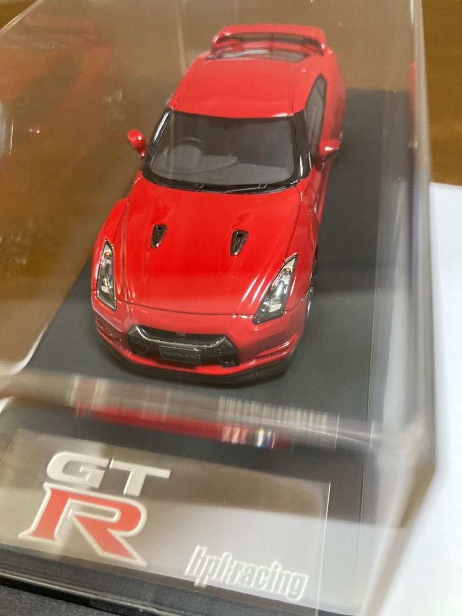 HPI racing 日産 NISSAN R35 GT-R バイブラントレッド 1/43