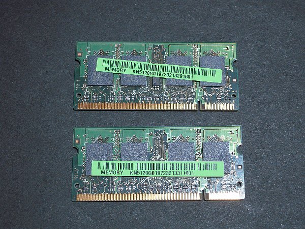 ノートパソコン用メモリ hynix 512MB 2RX16 PC2-5300S-555-12 HYMP564S64CP6-Y5 AB 0715_画像2