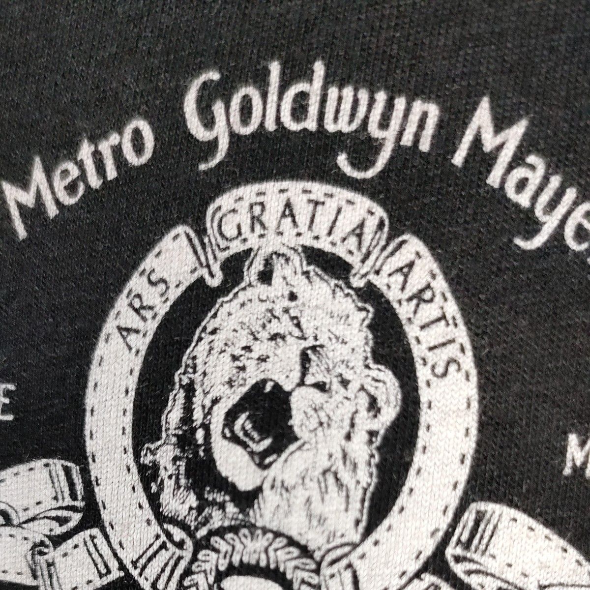 MGM半袖TシャツS　ブラック　GUジーユー　映画　Metro Goldwym Mayerメトロ・ゴールドウィン・メイヤーライオン