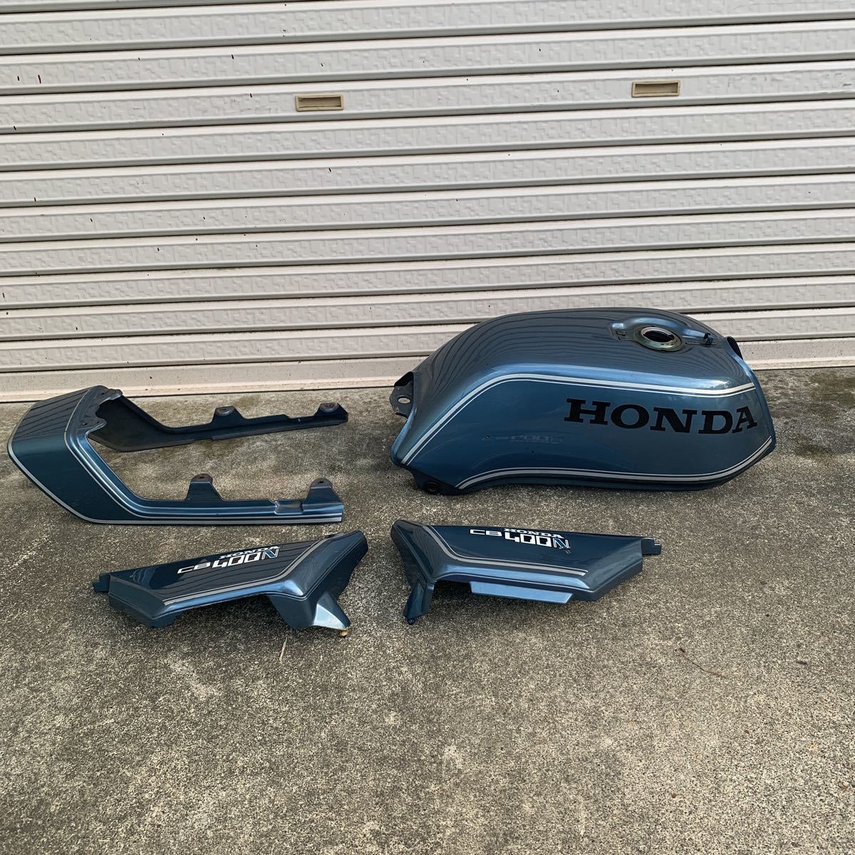 定番高評価 CB250Tバブ サイドカバー 極上 FAGa7-m24765719330