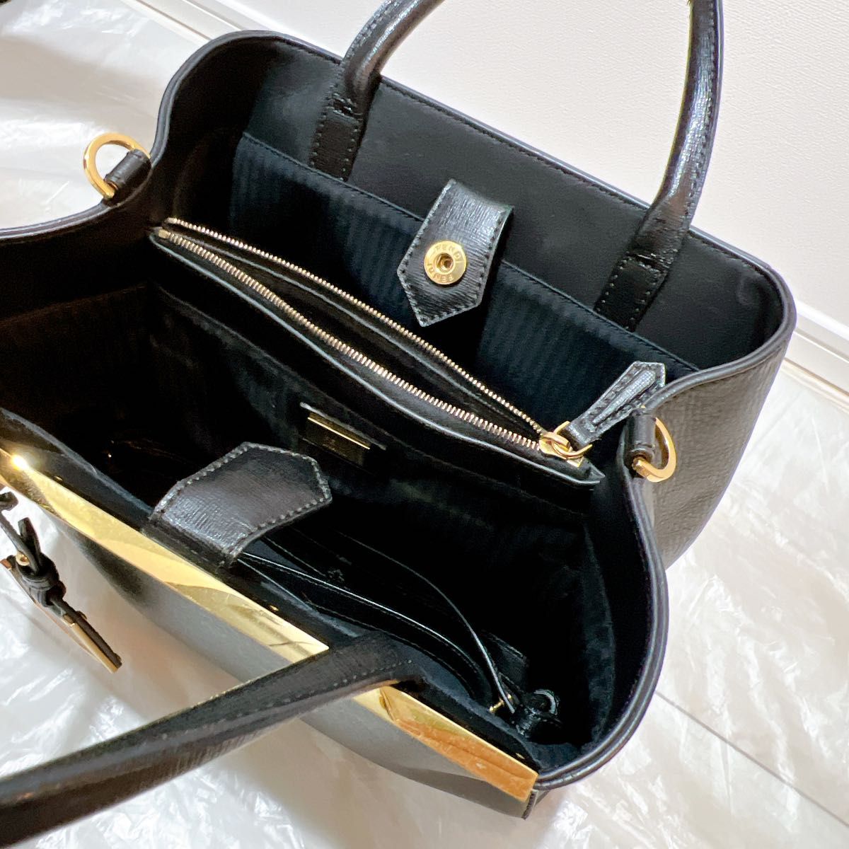 FENDI フェンディ プチトゥージュール|Yahoo!フリマ(旧PayPay FENDI フェンディ プチトゥージュール|Yahoo!フリマ(旧PayPay