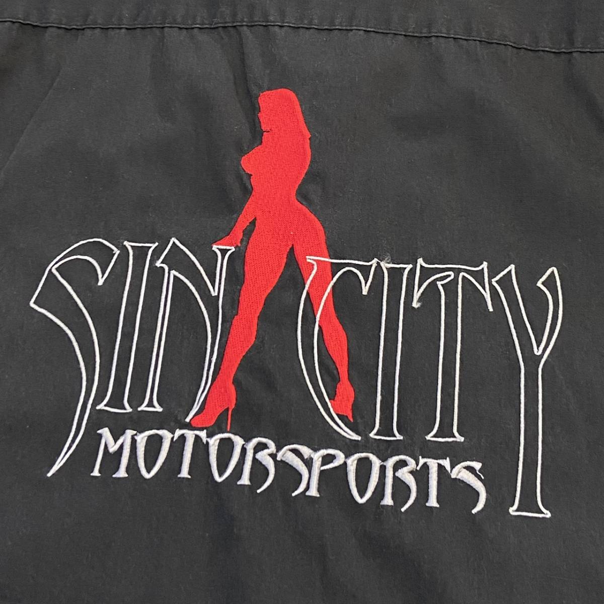 Sin City Motorsports 半袖 シャツ XL ブラック ロゴ 刺繍 モーターサイクル バイク ワークシャツ ボタンシャツ ピンナップガール_画像7