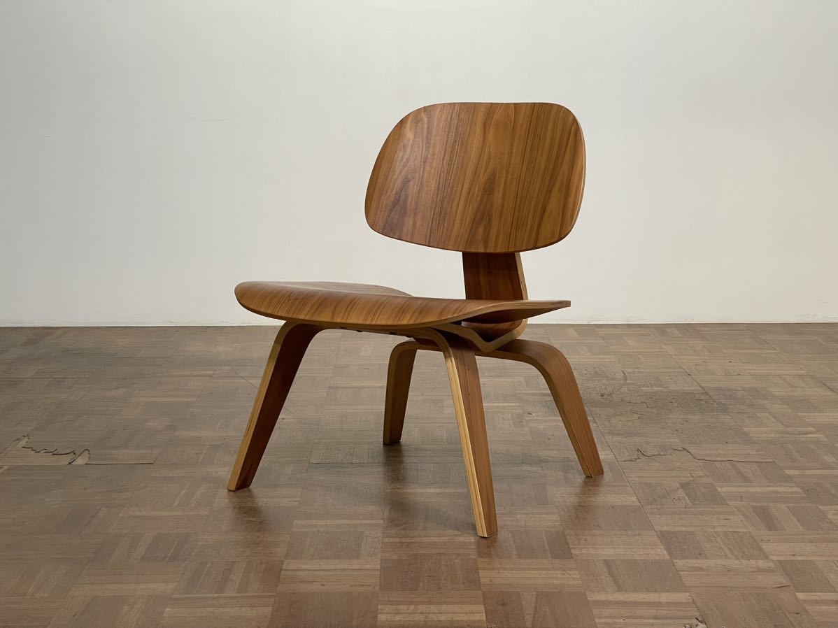 sr391b|Charles & Ray Eames ウォールナット材 LCW プライウッド