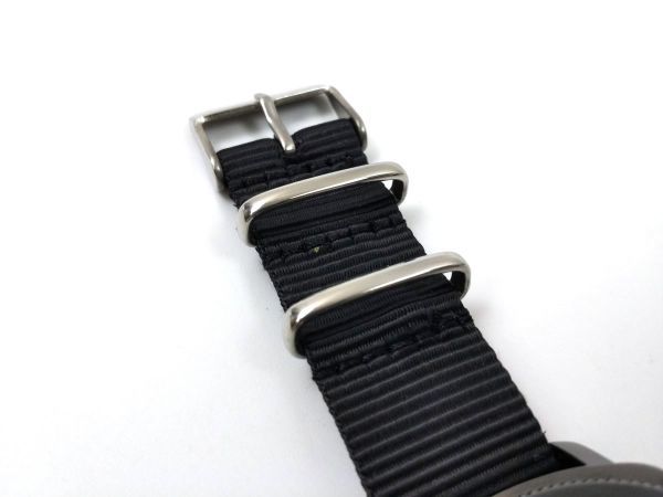 ナイロン製ミリタリーストラップ natoタイプ 腕時計布ベルト ブラック 20mmの画像6