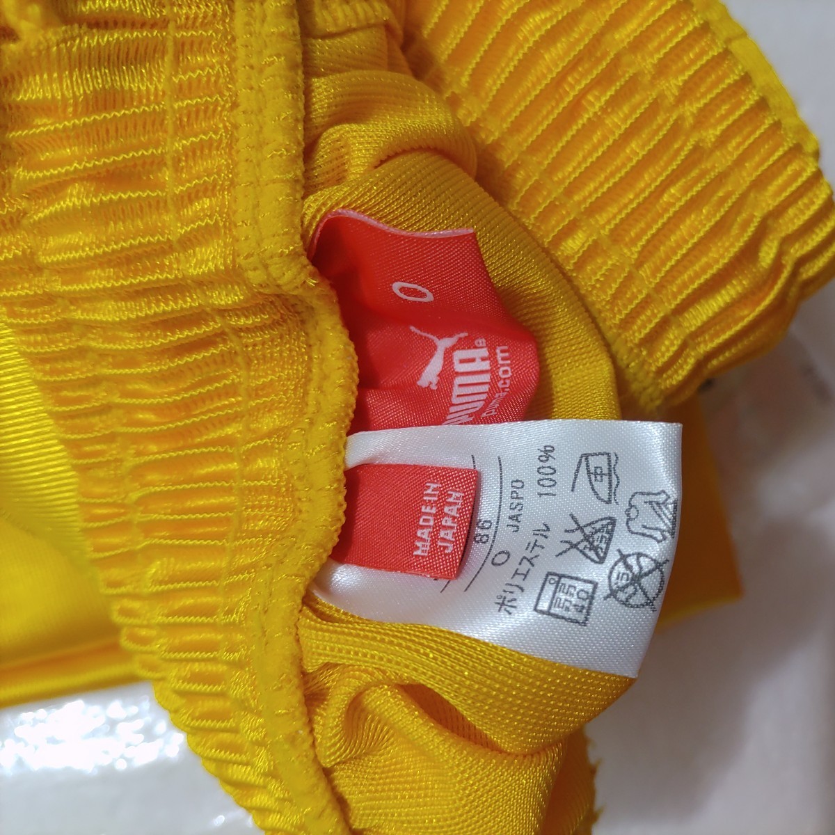 PUMA　サッカーパンツ　サイズ　O カラー　黄色×青　16 日本製　新品未使用　品番　862181_画像4