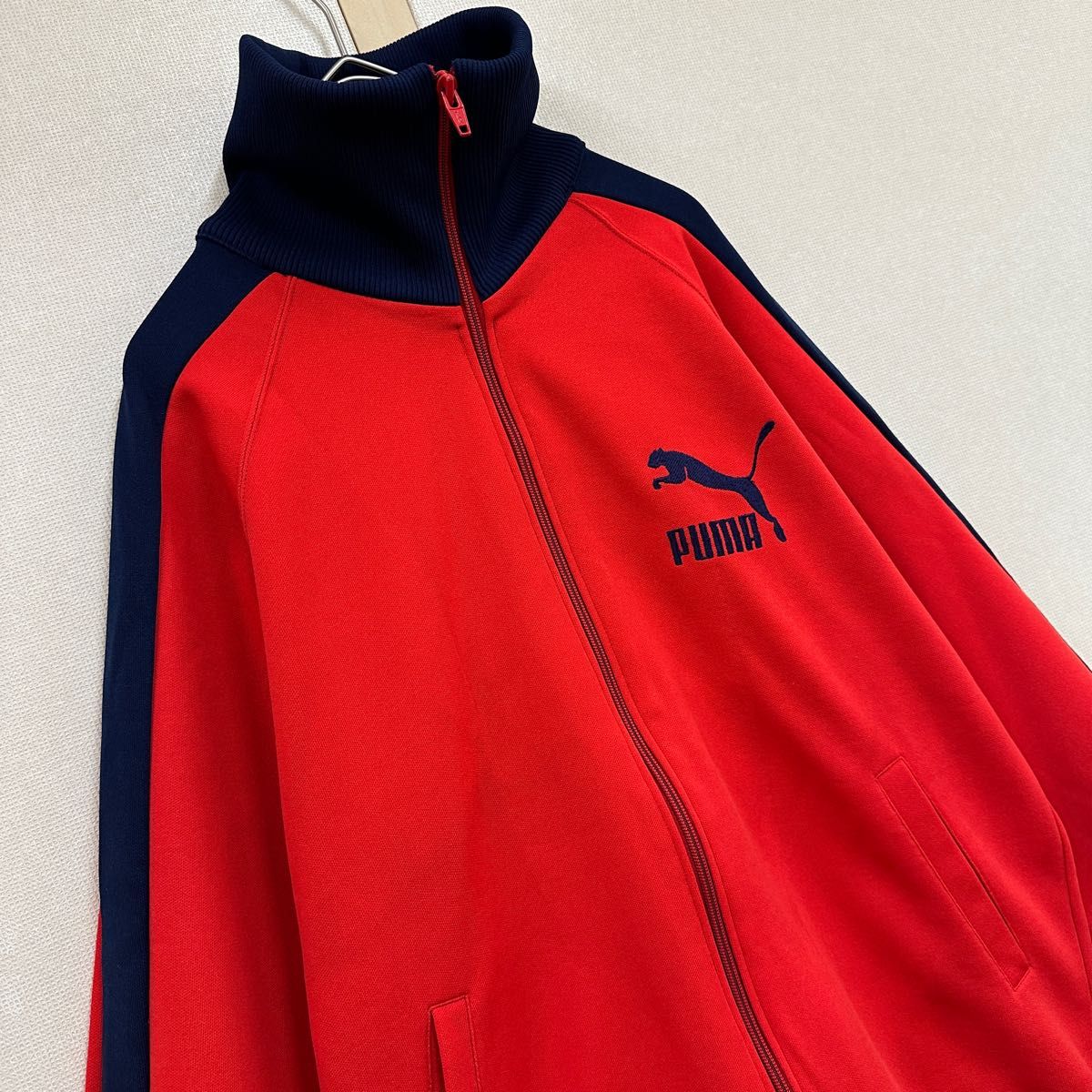 PUMAジャージ プーマ レトロ ジャージ トラックジャケット 赤 PUMAジャージ プーマ レトロ ジャージ トラックジャケット 赤
