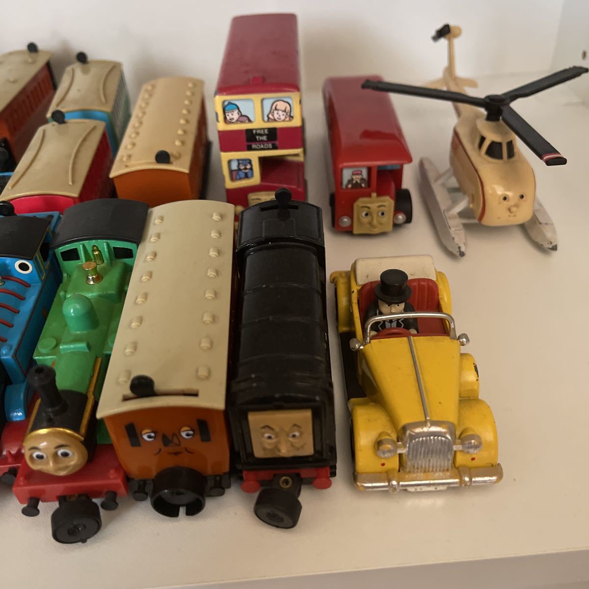 機関車トーマス ミニカー トーマスエンジンコレクション 初期 機関車トーマス ミニカー トーマスエンジンコレクション 初期