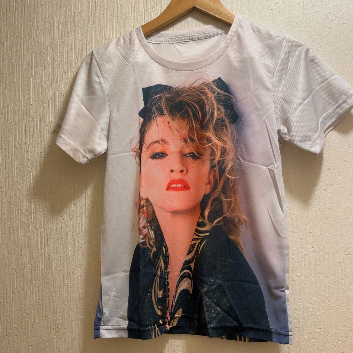 新品 ホワイト 80年代 Madonna マドンナ Tシャツ ユニセックス M 新品 ホワイト 80年代 Madonna マドンナ Tシャツ ユニセックス M