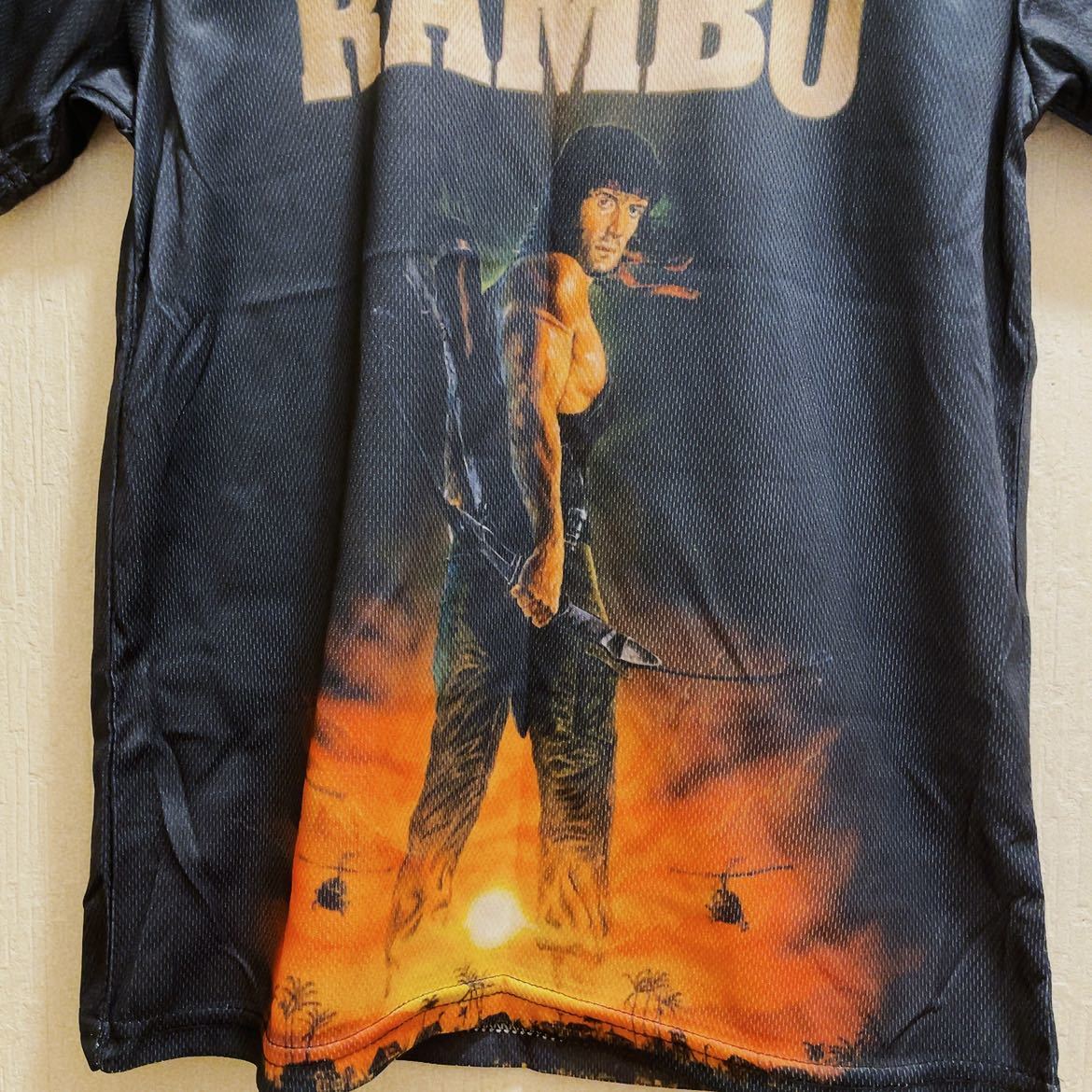 新品★RAMBO★ランボー★シルベスタースタローン★Tシャツ★ユニセックス★M_画像3