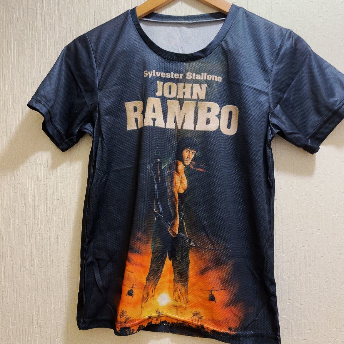 新品★RAMBO★ランボー★シルベスタースタローン★Tシャツ★ユニセックス★M_画像1