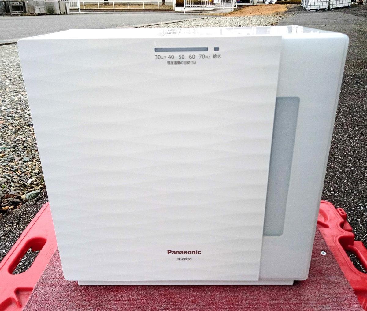 ほぼ未使用品 Panasonic 気化式加湿器 FE-KFR05-