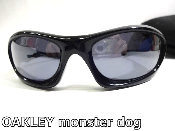 X3I015■本物■ オークリー モンスタードッグ OAKLEY monster dog ドゥカティ DUCATI ブラック サングラス ケース付き