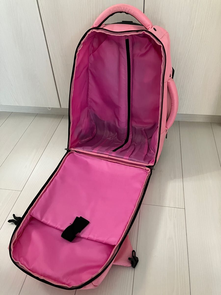スーツケース 機内持ち込み キャリーバッグ 軽量 ソフトキャスター付き リュック 2way ピンク　ソフトスーツケース
