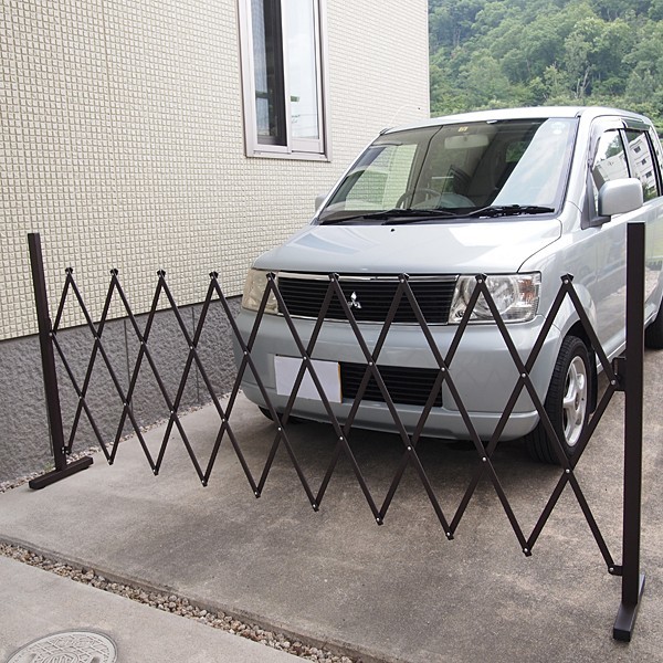  garage fence gate bulkhead . parking place car gate home use garage divider bicycle place accordion flexible divider . entranceway fence 