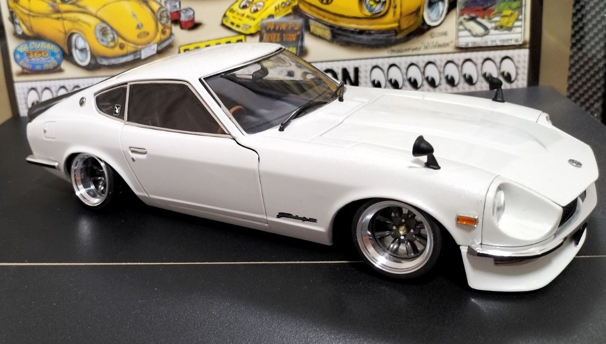フェアレディZ S30 1/18スケール