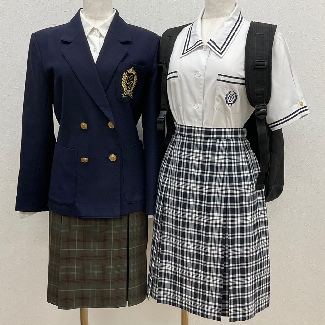 U16/S890(中古/箱)東京都 目黒星美学園中学校・高校 女子制服14点 /旧制服/M/L/W75/ブレザー/セーター/ブラウス/スカート/靴下/鞄/コート/_画像1