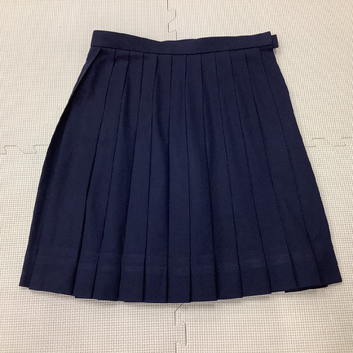 I21/Y(中古)山形県 米沢興譲館高校 女子制服3点 /指定品/M/W69/丈50/ブレザー/スカート/ブラウス/TOMBOW/冬服/紺/女子学生/学生服_画像3